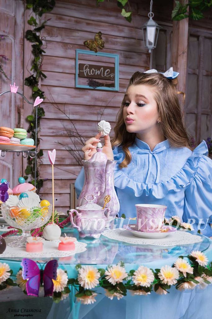 Алиса в стране чудес чаепитие фото